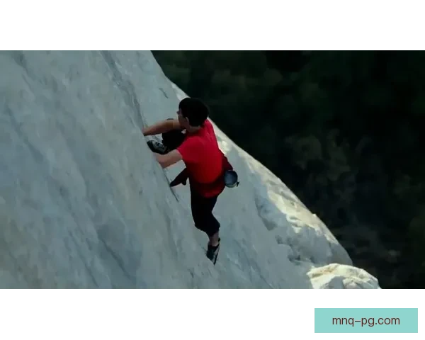 峡谷挑战：攀岩联赛新征程